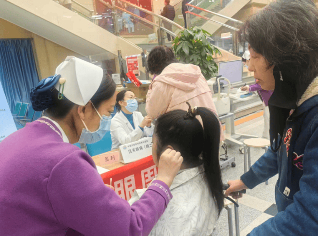 中国中医科学院眼科医院检查陪护加挂号全天候就医陪同服务，随叫随到的简单介绍