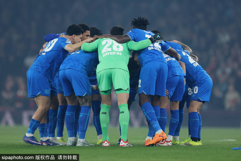 “荷兰式纯粹帽子戏法”：阿森纳女足德比大胜，鲁索创历史，主帅斯莱格斯深度解析