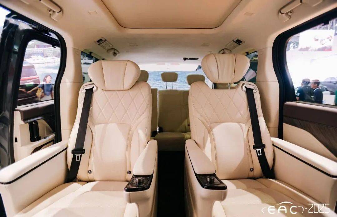 DMS 动态 怎么用原创EAC2026内外饰与座舱产业展全日程首发！AI重塑座舱时代：8大创新论坛带你看见下一代车内体验_https://www.jmylbn.com_新闻资讯_第12张