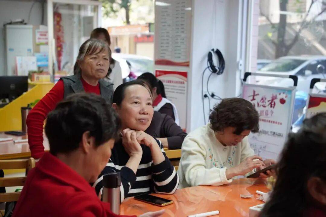 中国医学科学院阜外医院帮忙挂号陪同看病独居人群看病全程陪伴，不再无人照料的简单介绍