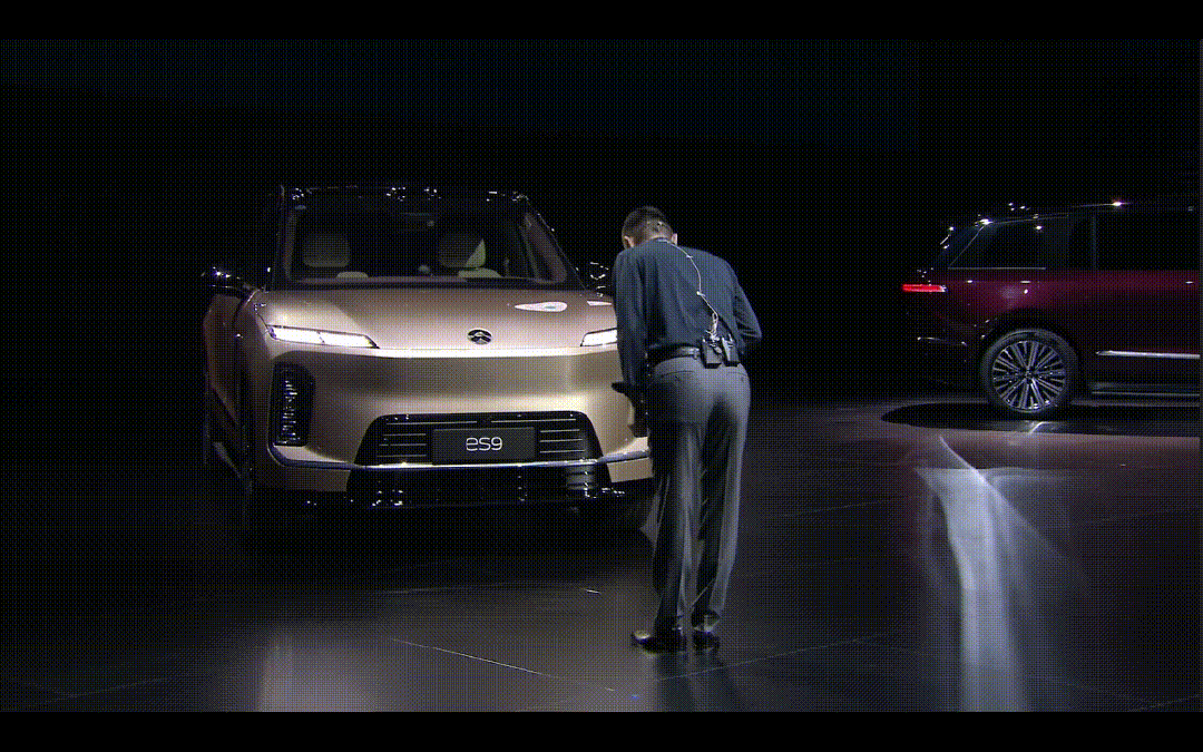 最高65.8万！李斌甩出最贵SUV单挑所有MPV