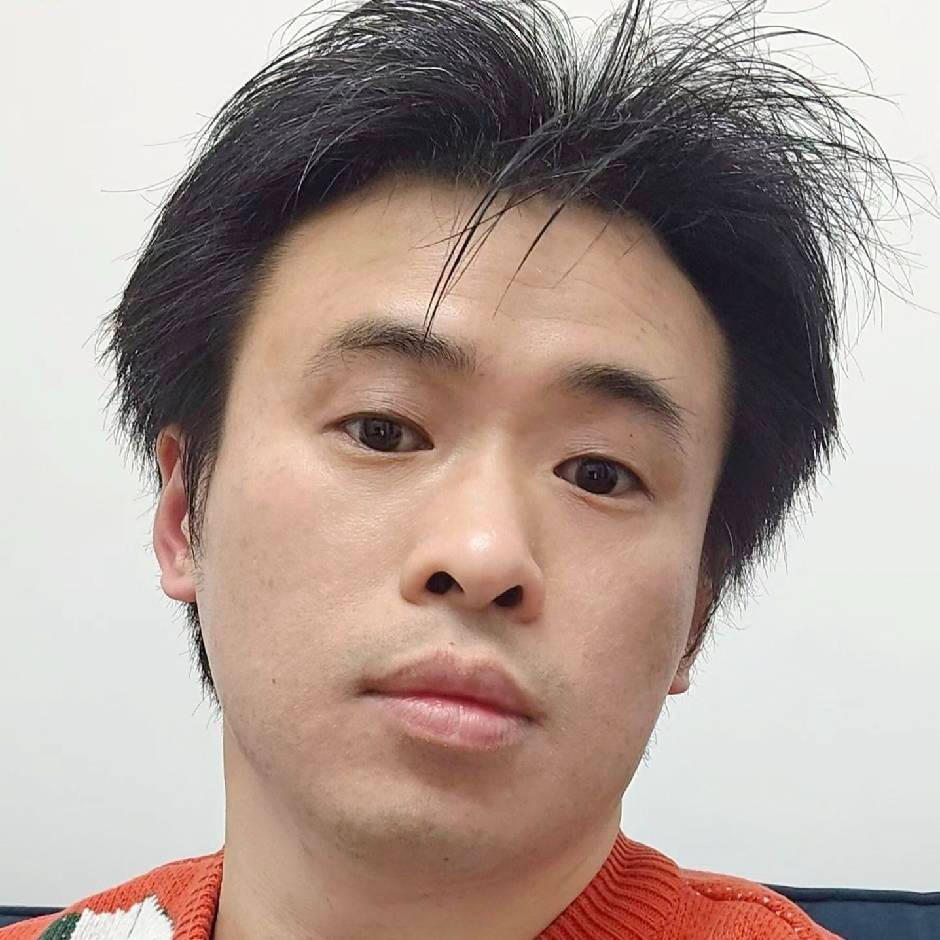 Lisa搭上新金主爸爸!?_老三_圈子_造型