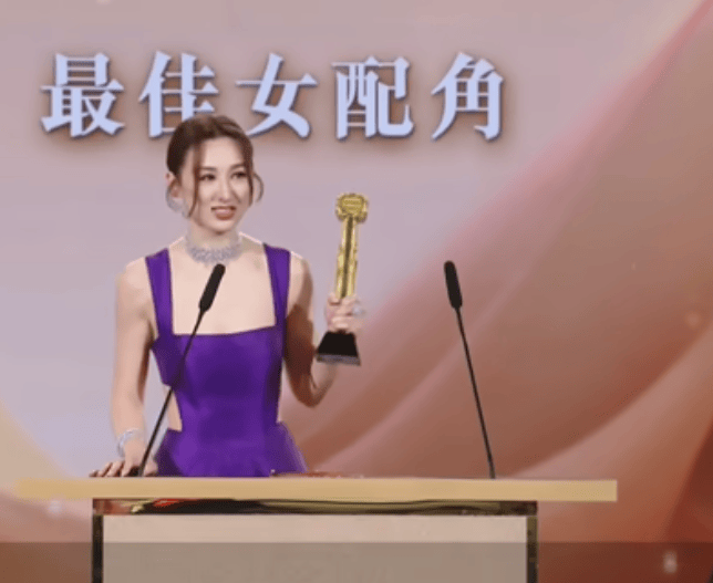 一比就露馅儿？