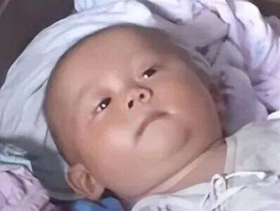 令人窒息的“20岁小伙喜得七弟”事件：不生，其实也是一种善良