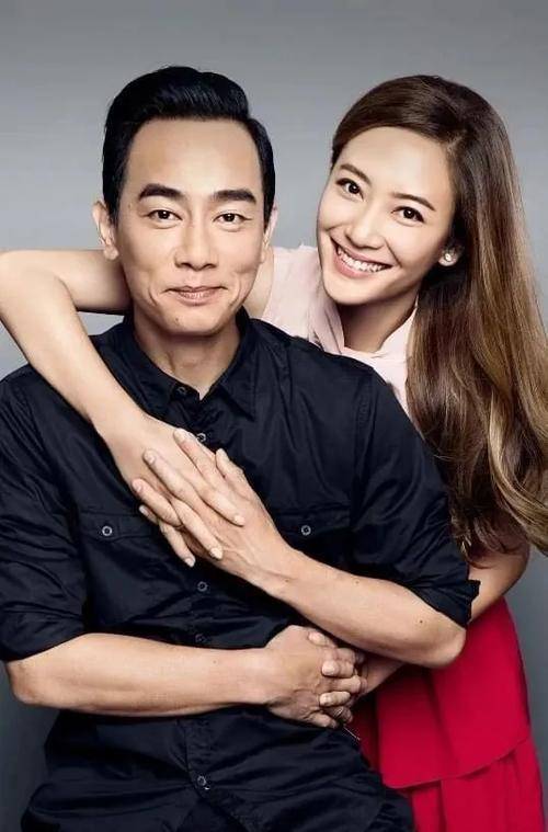 色字头上一把刀！知名女星曝陈小春“猛料” 好男人人设彻底崩塌-第8张图片-