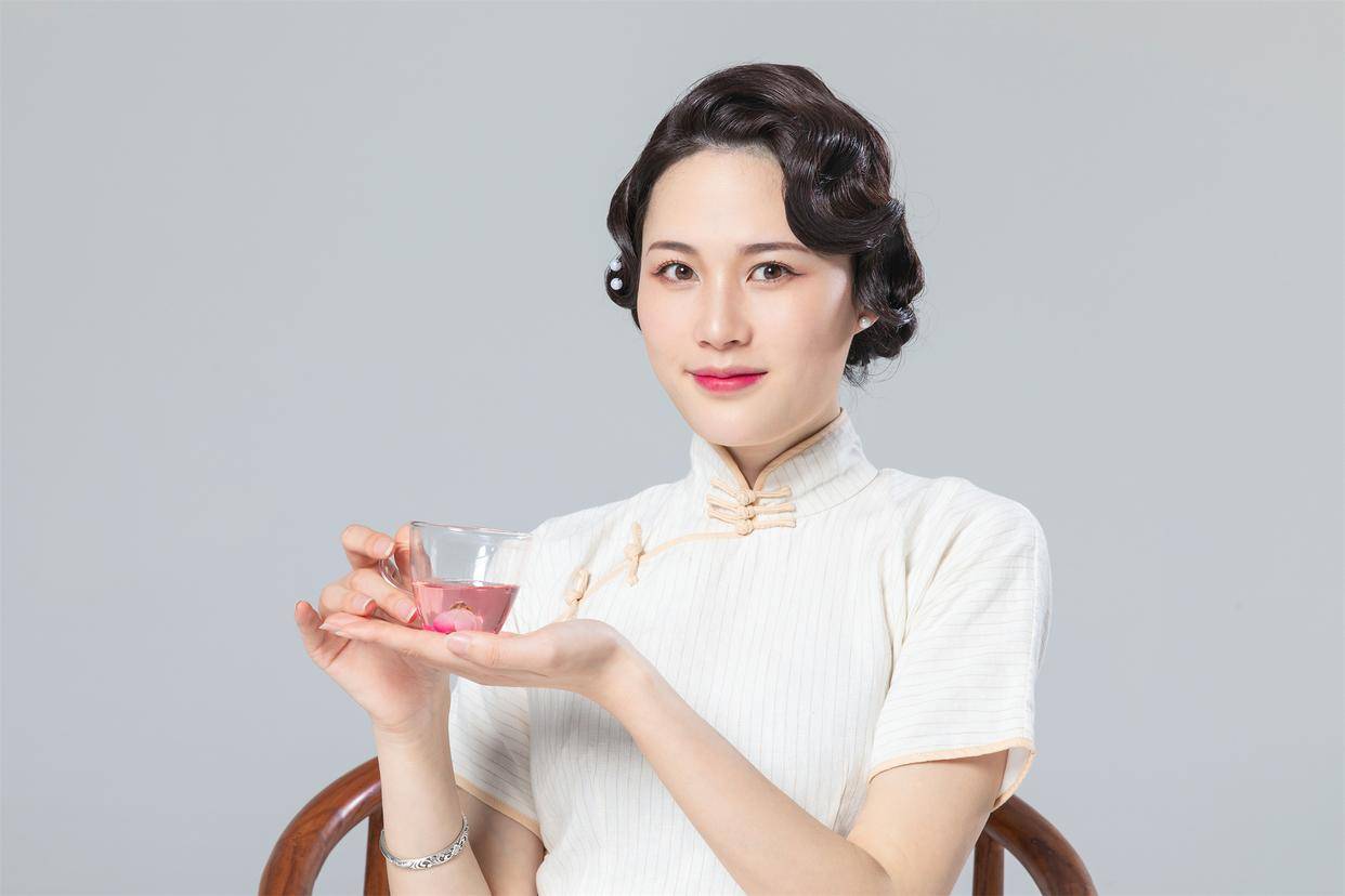 流量爆款BUV崩塌记：当“温和护肤”人设遭“