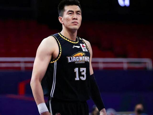 伤病后的郭艾伦，未来去哪里？三大球队争抢背后的逻辑