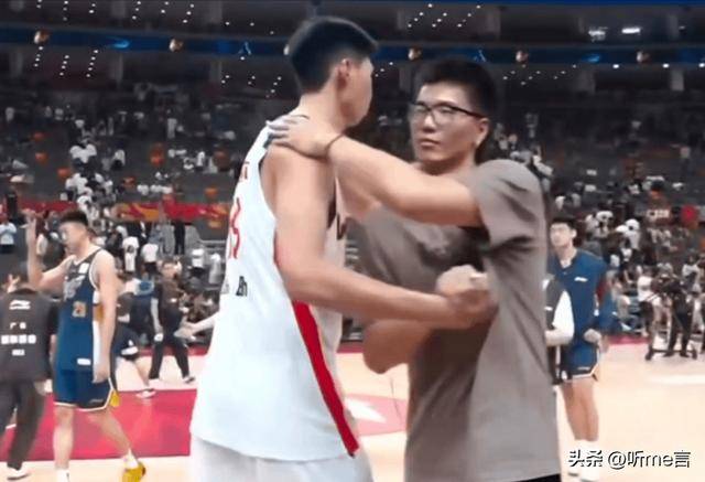 前广东中锋直播曝猛料，揭秘杜锋骂人真相，直言是为球员好