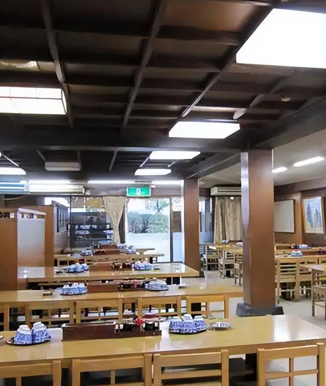 丽江公认必吃6家特色馆子,吃过5个算及格,你吃过几个?_纳西_排骨_老店