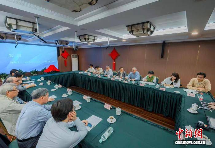 半世纪守护中华典籍根脉 陈先行新书《学思斋文辑》在沪发布