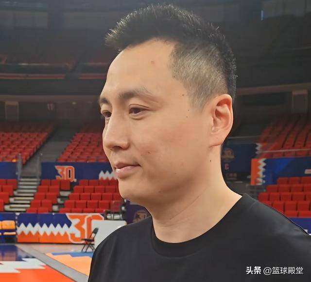 卢伟备战G2！提赵睿周琦发挥，回应投篮针对双塔，并叮嘱偰李永炜