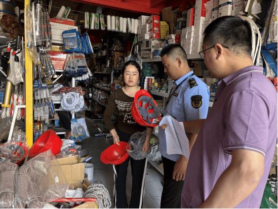 高新区开展劳动防护用品专项检查筑牢劳动者安全“防护网”_产品