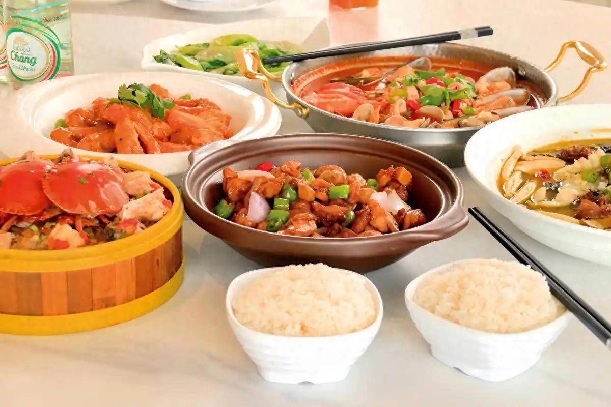 原创            “晚饭七分饱”被推翻了？医生：过了60岁，吃饭尽量要做到这5点