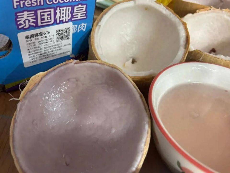 超18万人回购的山姆泰国椰皇：孩子吃完拉