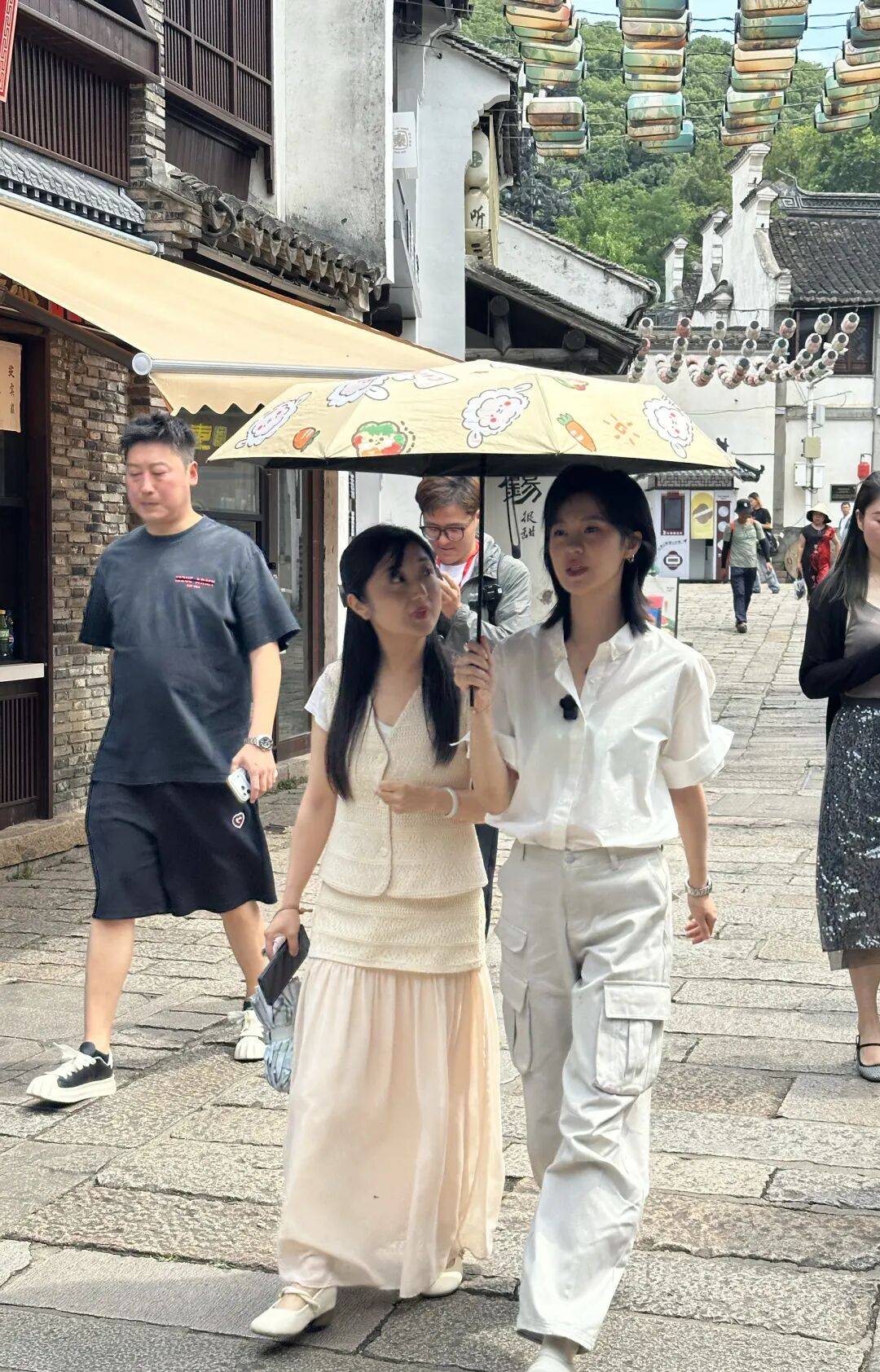 郁可唯_无锡_人间