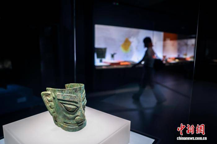 “寻绎夏商”特展亮相武汉 见证文明交融共生