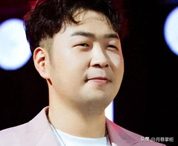 原创            住2亿豪宅雇4位保姆，三次追女神当众碰壁，另娶她人13年无子女