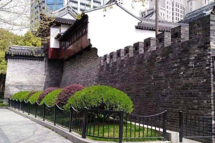 竟然才发觉！豫园旁藏了座老洋房“艺术馆”！？