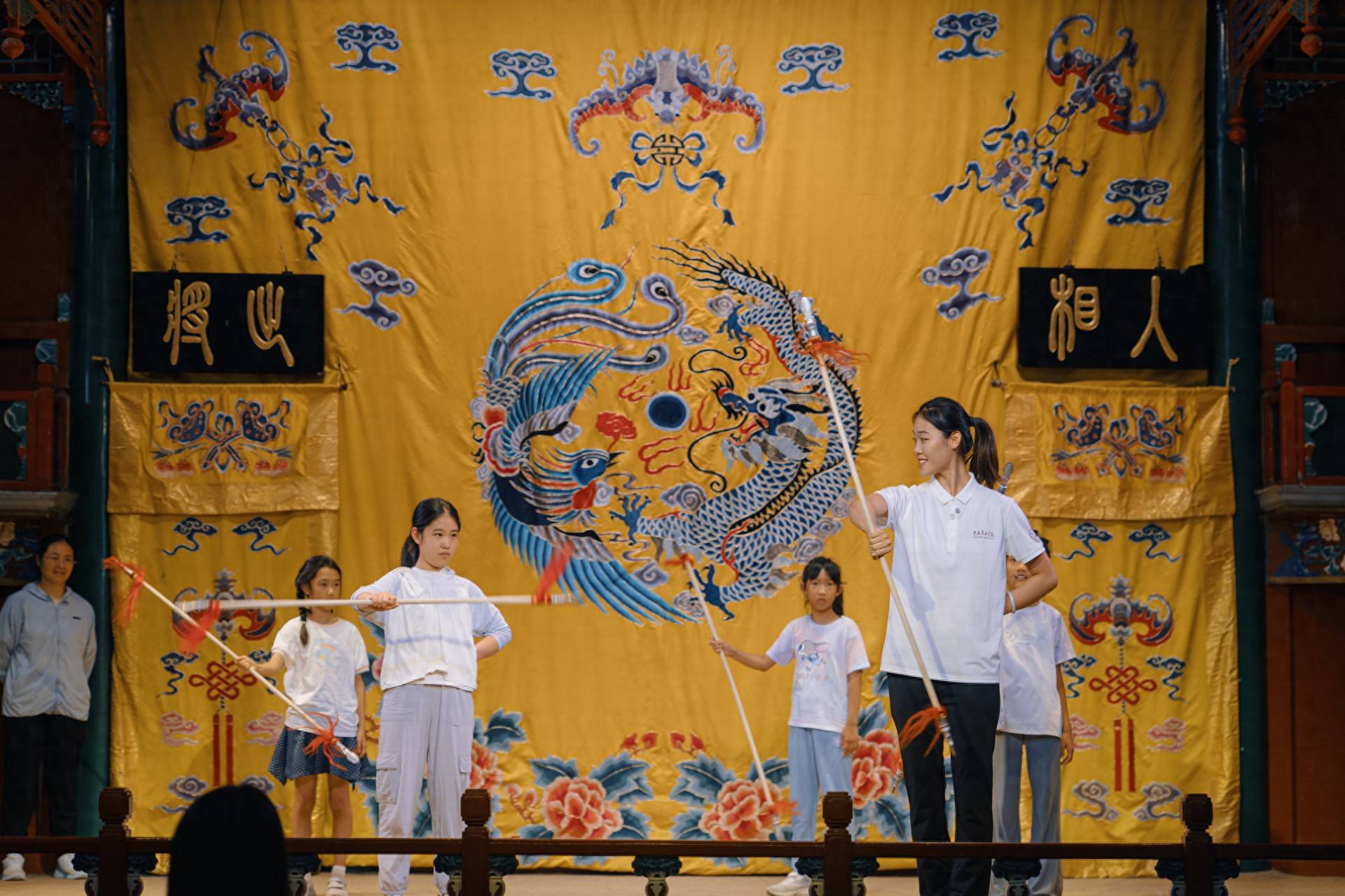 “戏育新蕊”戏曲文化周启幕，北京天桥艺术中心青少年京剧团宣布成立