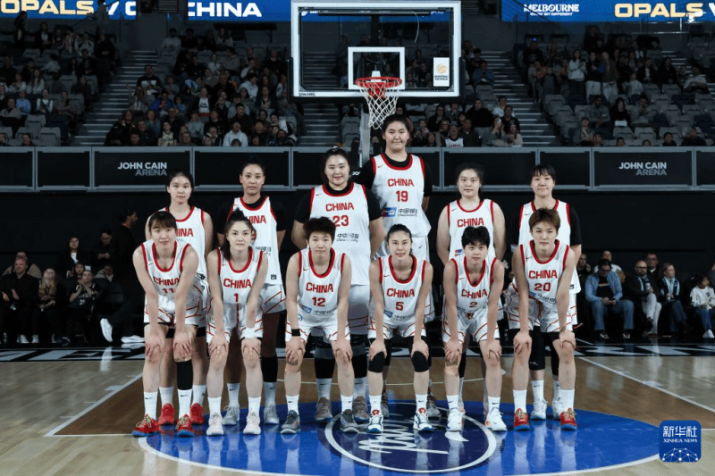 中国女篮进行人员调整，旅美球员邓雨婷参加合练