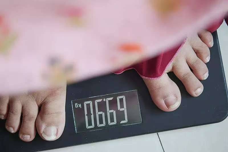 原创            不吃晚餐和每餐七分饱，哪个减肥效果更好？终于有答案了