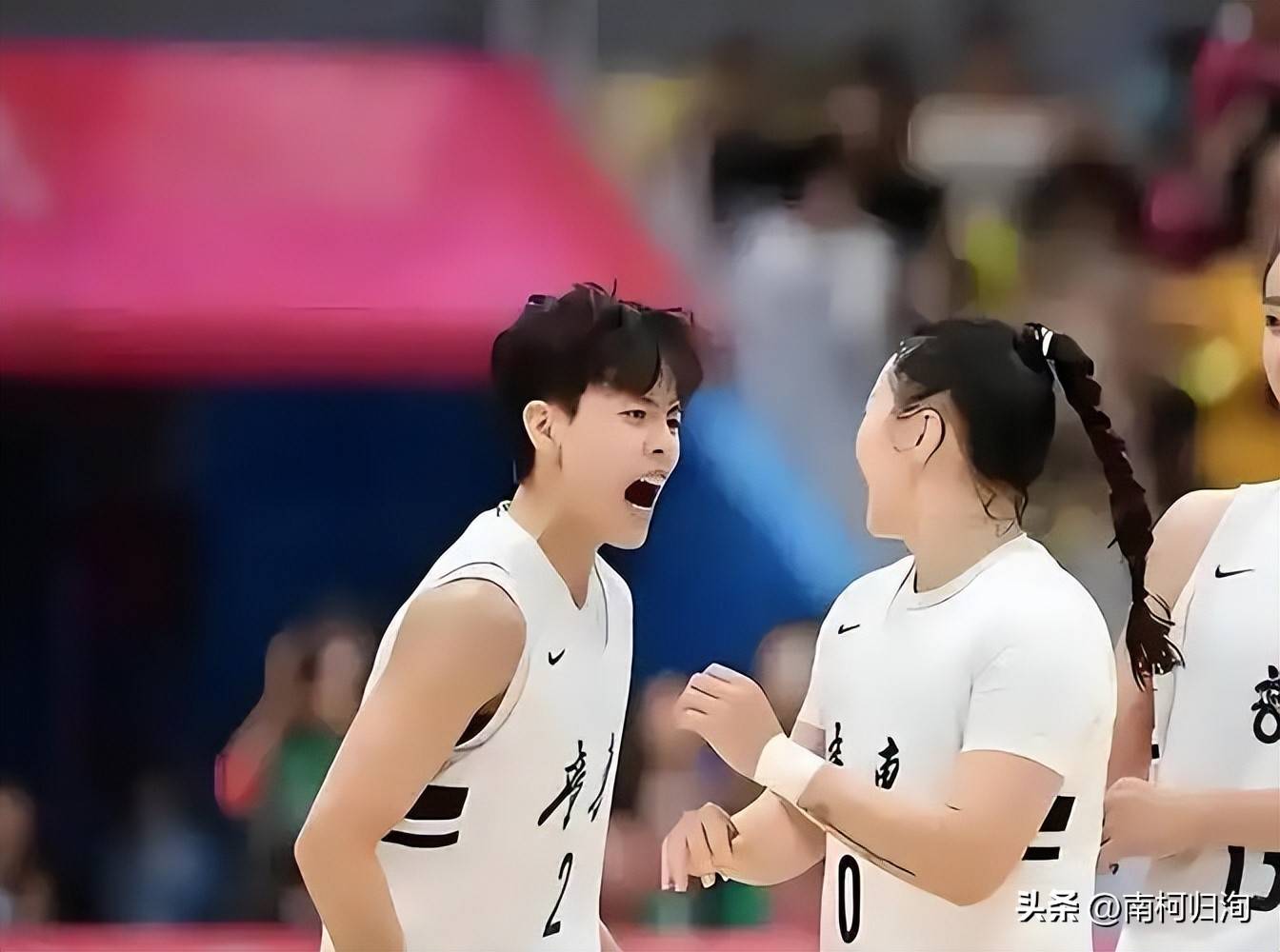 等不起了！中国女篮双姝应召归队，原因曝光，热身赛传来新消息
