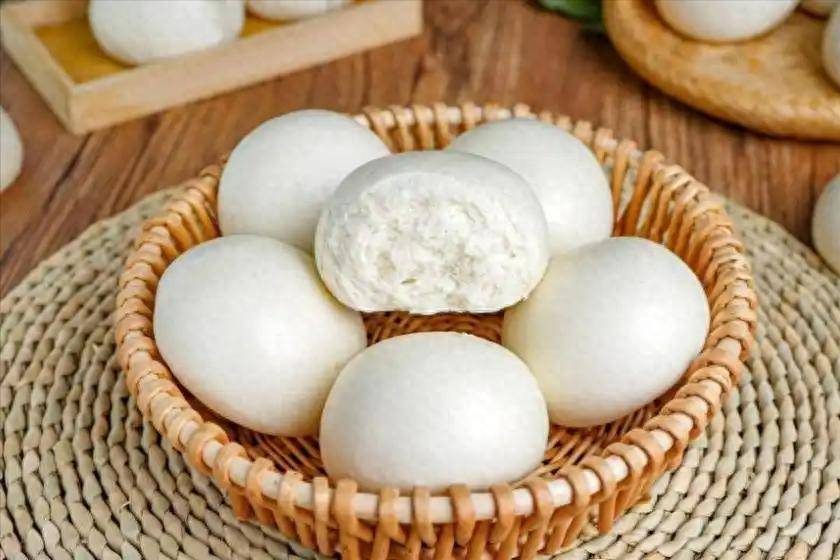 原创            血脂与馒头的关系，医生：若想保护血管健康，要减少吃这4种食品
