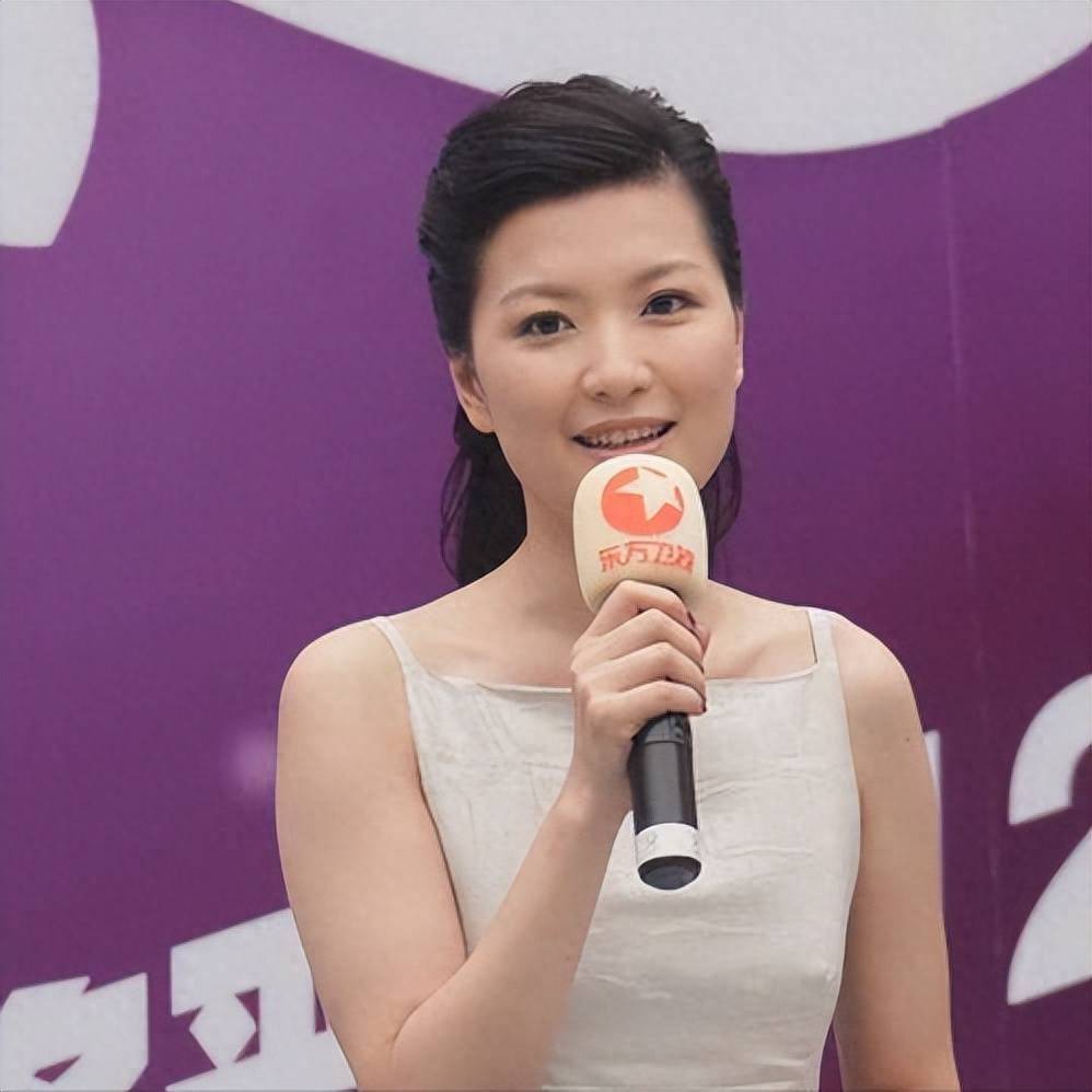 原创            上海卫视的著名女主持人陈蓉，被吊销主持人证4年，现状如何？
