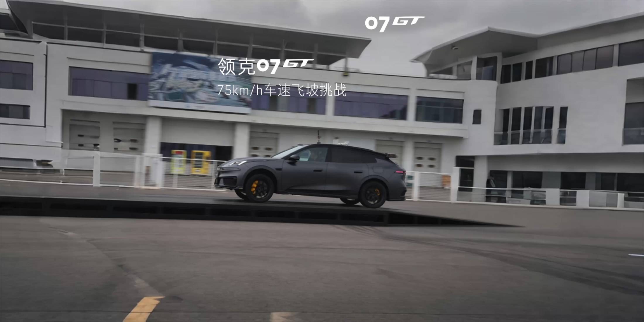 年轻人的旅行车，终于不用做选择题_搜狐汽车_搜狐网