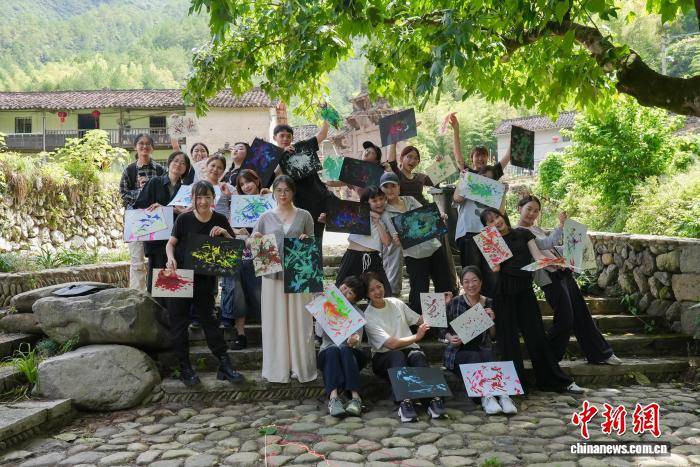 两岸青年“沉入”千年古村 艺术为媒共筑乡土新梦