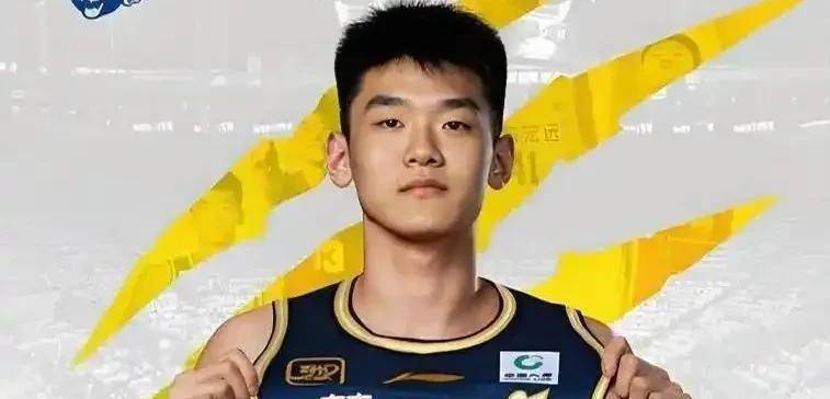 徐杰果断选择放权！5次精妙传球盘活年轻小将，广东宏远未来后场大脑找到了