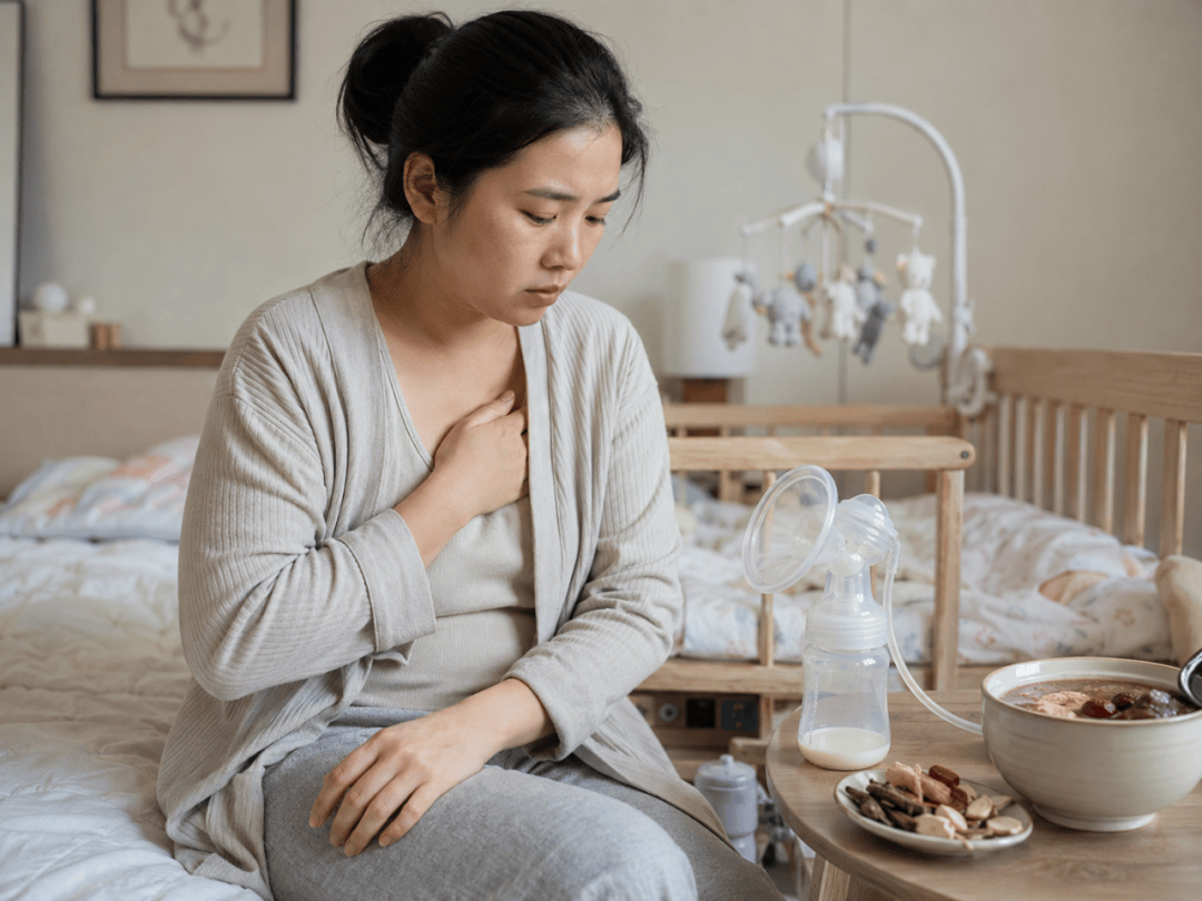 为什么有些宝妈老胀奶,乳汁却挤不出来?