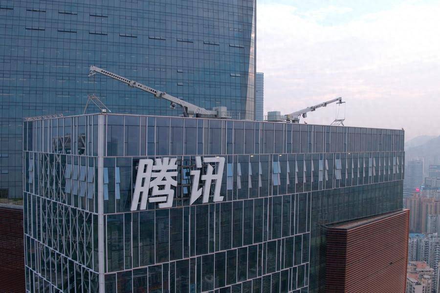 拆旧墙、点新将、攥王牌:腾讯AI整军实录