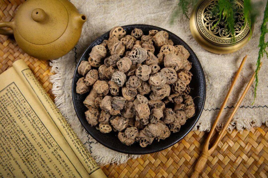 耳鼻喉医话 | 它能通鼻塞、通水湿、通经络，鼻炎发作时，用好一颗小果子：路路通