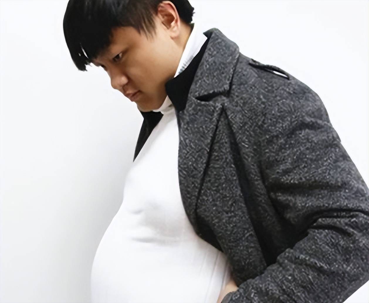 原创            专家坦白，身上有这4个特征的男人，可能会比较短命！别大意