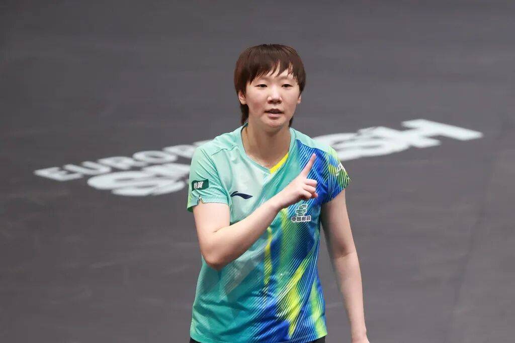 王曼昱，首登女单世界第一