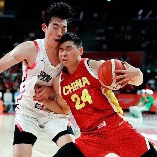 中国男篮发声