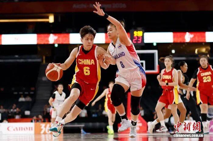 中国女篮收获开门红！主教练宫鲁鸣：球队正处于新老交替阶段，争取最好成绩