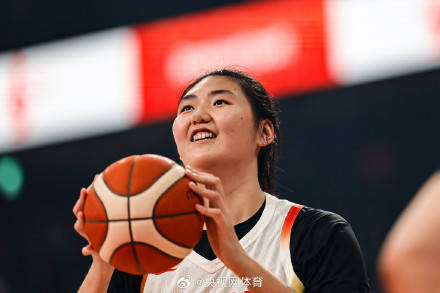 中国女篮110比41印尼女篮