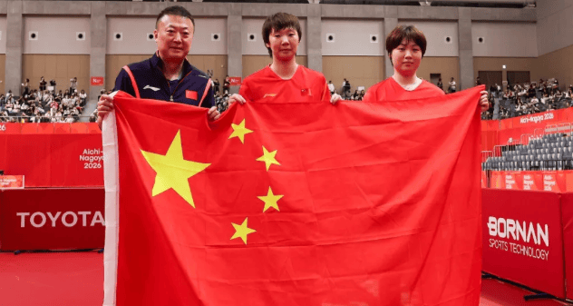 狂轰11-0，王曼昱三杀张本美和，携手蒯曼女双登顶，两人各斩3金，国乒6冠收官！