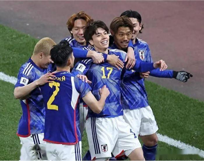 原创
            亚运男足｜乌兹别克斯坦亚运男足 vs 日本亚运男足：U21打U23，差的不只是年龄