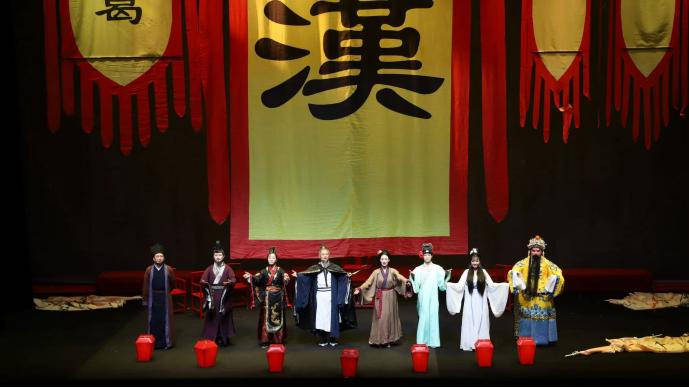 国庆酒吧听歌文案__薛之谦国庆演出