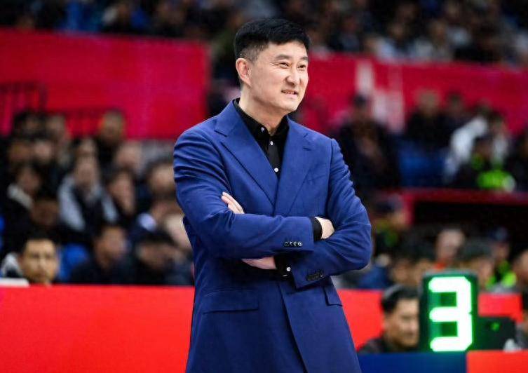友尽局！广东U18男篮209-48狂胜甘肃 11人上双狂赢161分