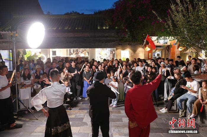 国庆去成都玩什么?宽窄巷子武侯祠沉浸式文旅攻略
