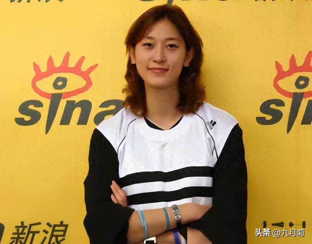 47岁仍未婚未育！她曾一手带出王思雨，如今退役后已成为大学教授