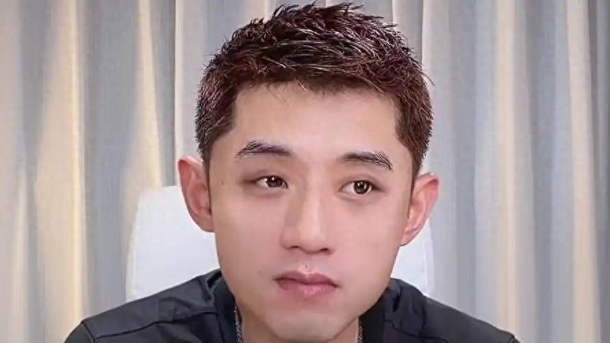 张继科直播放话：乒乓球热度是我带起来的，你们别不服
