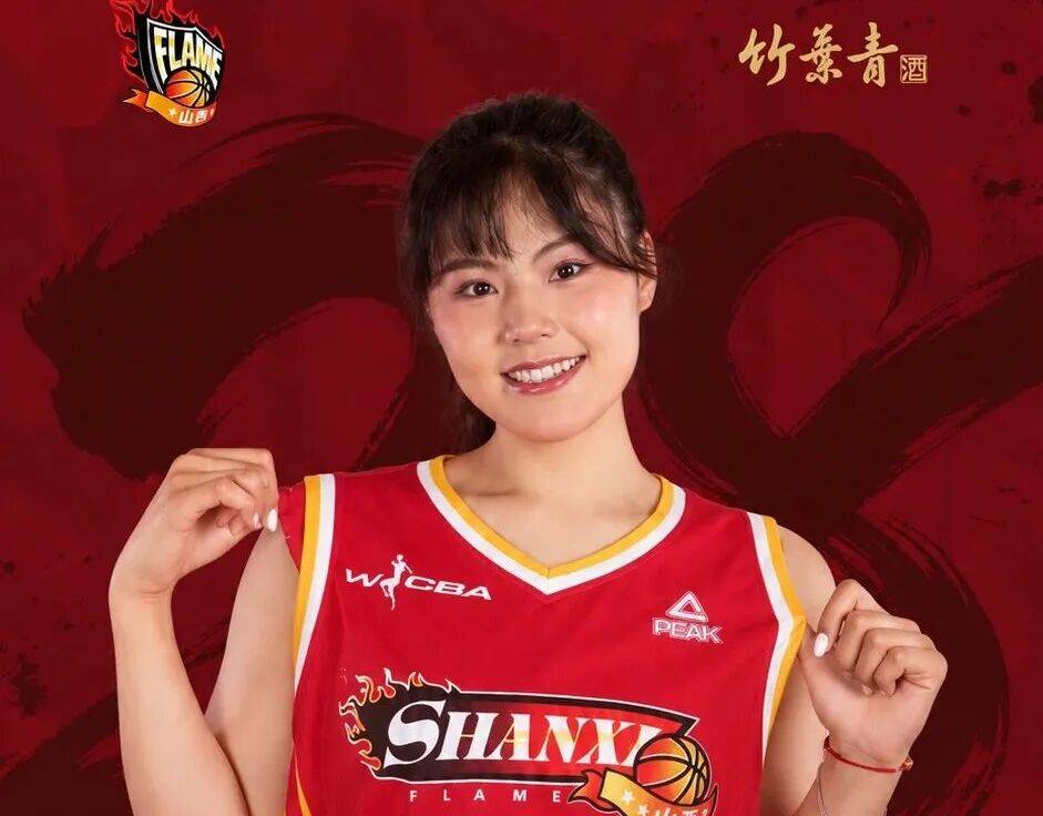 李月汝重返WCBA！1年连打3大联赛，主打一个全年无休！