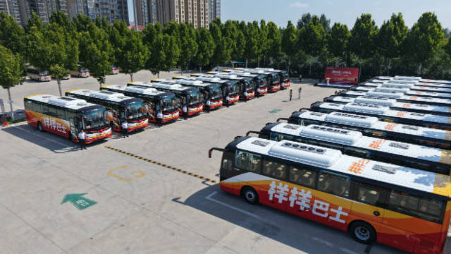 客运大巴又火了 票价仅高铁5分之1