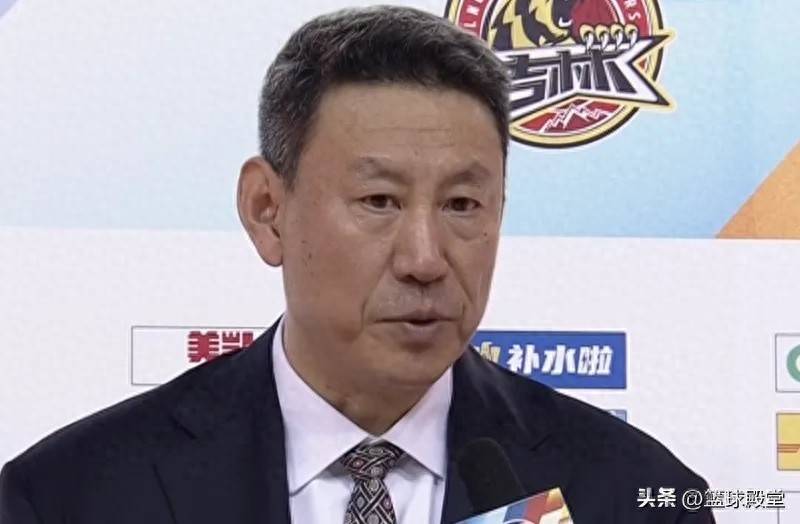 北京84-82吉林采访说了啥？桑普森受伤，对姜伟泽限制不好！