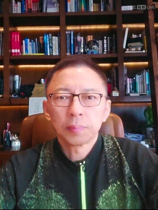 日本为何要去火星卫星上取土？《张朝阳的英语课》带你了解人类首次火星卫星采样任务